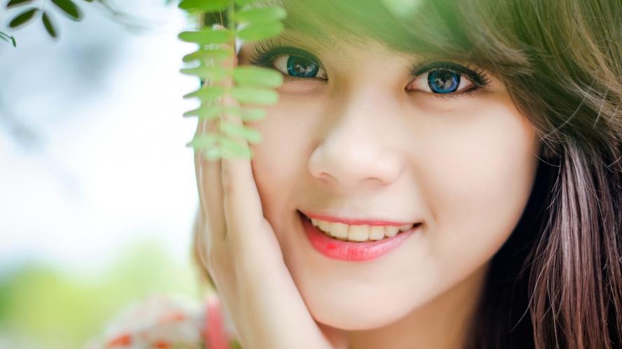 国家移民管理局：上半年免签入境外国人1364万人次